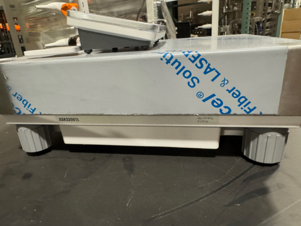 Image of Mettler Toledo XSR32001L Digital Scale